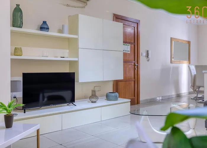 Spacious 3br With Private Terrace In By 360 Estates Lejlighed