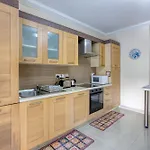 Spacious 3br With Private Terrace In By 360 Estates 斯利马
