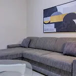 公寓 Spacious 3br With Private Terrace In By 360 Estates *