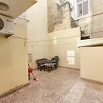 Daire Spacious 3br With Private Terrace In By 360 Estates Sliema