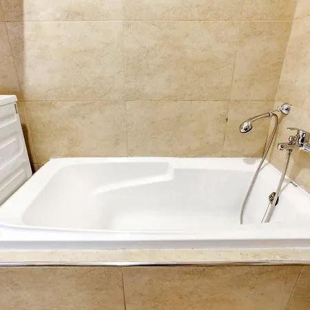 Spacious 3br With Private Terrace In By 360 Estates Apartament