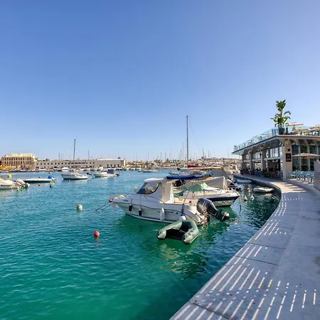 Apartament Spacious 3br With Private Terrace In By 360 Estates Sliema