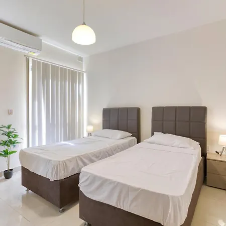 Spacious 3br With Private Terrace In By 360 Estates * Sliema