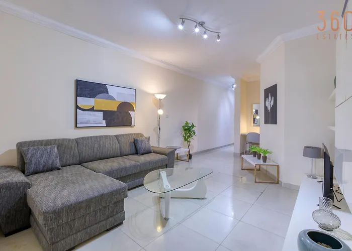 Spacious 3br With Private Terrace In By 360 Estates アパート