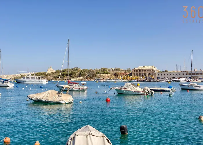 Spacious 3br With Private Terrace In By 360 Estates スリーマ