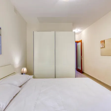 Spacious 3br With Private Terrace In By 360 Estates Apartament