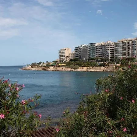 Spacious 3br With Private Terrace In By 360 Estates