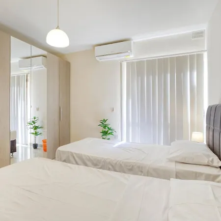 Apartament Spacious 3br With Private Terrace In By 360 Estates Sliema