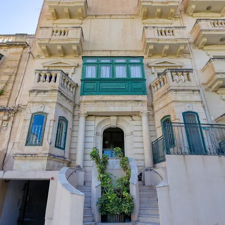 Spacious 3br With Private Terrace In By 360 Estates Sliema