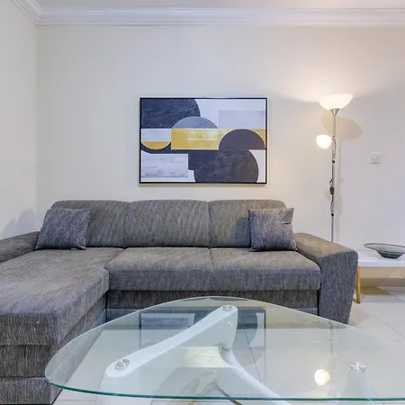 Spacious 3br With Private Terrace In By 360 Estates *