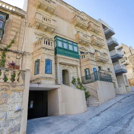 Apartament Spacious 3br With Private Terrace In By 360 Estates Sliema