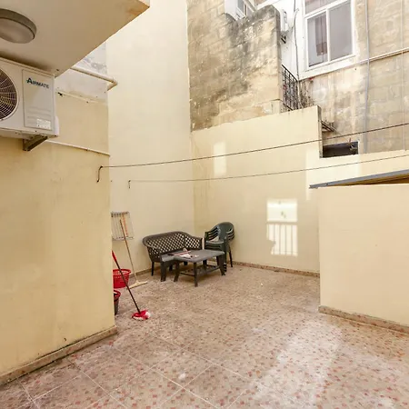 Apartament Spacious 3br With Private Terrace In By 360 Estates Sliema